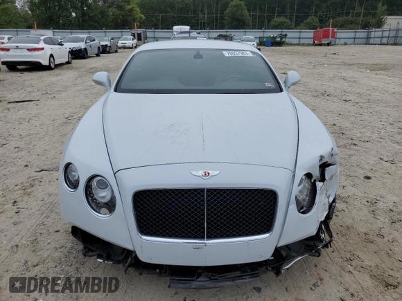 2014 Bentley Continental GT z VIN SCBFH7ZA7EC095429, wystawiony jako Copart lot #70057983 z przebiegiem 31 952 mil mil oraz . Historia ofert i sprzedaży dostępna na DreamBid. Obrazek 5.