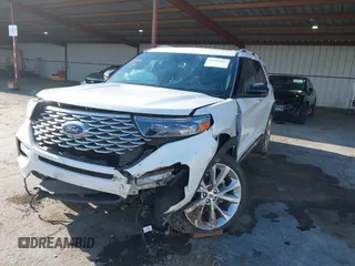 2022 Ford Explorer Platinum с VIN 1FM5K8HC8NGA37532, выставлен на аукционе IAAI как лот 42111439 с пробегом 64 092 миль миль и . История ставок и продаж доступна на DreamBid. Изображение 17.