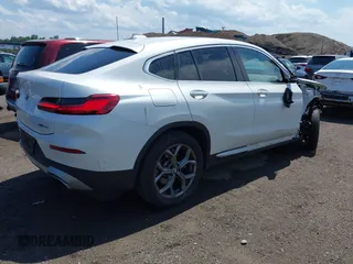 2025 BMW X4 xDrive30i with VIN 5UX33DT03S9X59312, listed as a IAAI auction lot 42531616 with 8,189 mi miles and . Bid and sale history available at DreamBid. Image 4.