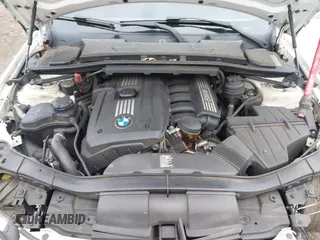 2011 BMW 3 Series 328i xDrive with VIN WBAKF5C54BE655860, listed as a IAAI auction lot 41601663 with 191,244 mi miles. Bid and sale history available at carsss.com. Image 10.