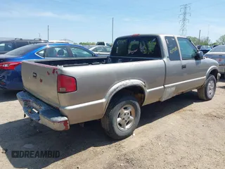 2001 Chevrolet S-10 LS with VIN 1GCDT19W41K181244, listed as a IAAI auction lot 42129845 with 183,368 mi miles and . Bid and sale history available at DreamBid. Image 13.