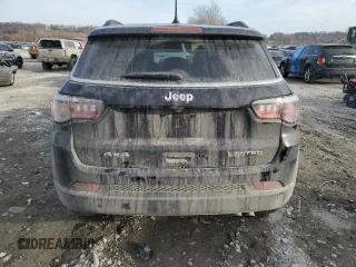 2018 Jeep Compass Limited with VIN 3C4NJDCB0JT168104, listed as a Copart auction lot 46726695 with 69,921 mi miles and Salvage Title. Bid and sale history available at carsss.com. Image 6.