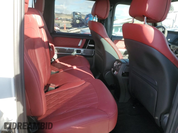 2022 Mercedes-Benz G 63 AMG z VIN W1NYC7HJ1NX439246, wystawiony jako Copart lot #88161225 z przebiegiem 7 607 mil mil oraz Szkoda całkowita • Salvage title. Historia ofert i sprzedaży dostępna na DreamBid. Obrazek 11.