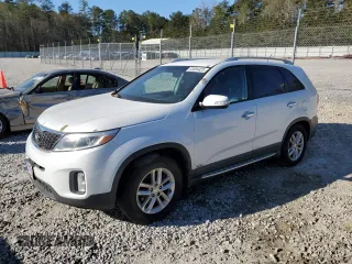 2014 Kia Sorento LX with VIN 5XYKTDA70EG538475, listed as a Copart auction lot 50084425 with 209,501 mi miles and Clean Title. Bid and sale history available at carsss.com. Image 1.