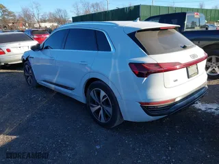 2024 Audi Q8 e-tron Premium Plus with VIN WA15AAGEXRB022996, listed as a IAAI auction lot 41206248 with 13,058 mi miles. Bid and sale history available at carsss.com. Image 3.