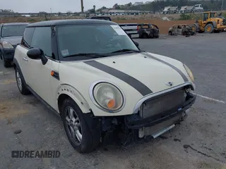 2011 MINI Hardtop with VIN WMWSU3C50BT093428, listed as a IAAI auction lot 41895788 with 173,501 mi miles and . Bid and sale history available at DreamBid. Image 6.