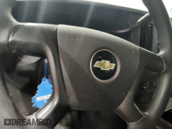 2012 Chevrolet Express Cargo z VIN 1GCSGAFXXC1137699, wystawiony jako IAAI lot #42534166 z przebiegiem 249 234 mil mil oraz . Historia ofert i sprzedaży dostępna na DreamBid. Obrazek 14.