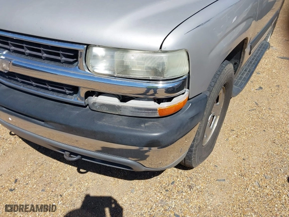 2004 Chevrolet Tahoe LT with VIN 1GNEC13Z94R253470, listed as a IAAI auction lot 41575306 with 274,287 mi miles. Bid and sale history available at carsss.com. Image 12.