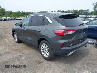 2020 Ford Escape SE z VIN 1FMCU9G68LUB54383, wystawiony jako IAAI lot #42356897 z przebiegiem 69 587 mil mil oraz . Historia ofert i sprzedaży dostępna na DreamBid. Obrazek 3.