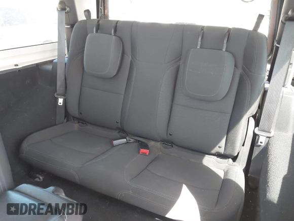 2020 Jeep Wrangler Willys с VIN 1C4GJXAG4LW164787, выставлен на аукционе IAAI как лот 41719754 с пробегом 63 802 миль миль и . История ставок и продаж доступна на DreamBid. Изображение 8.