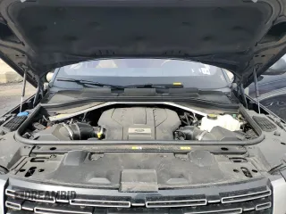 2023 Land Rover Range Rover SE z VIN SALKP9E72PA033643, wystawiony jako Copart lot #49988445 z przebiegiem 35 264 mil mil oraz Szkoda całkowita • Salvage title. Historia ofert i sprzedaży dostępna na DreamBid. Obrazek 12.