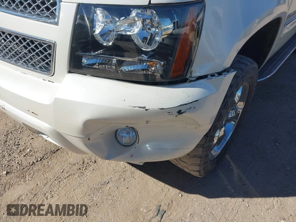 2008 Chevrolet Tahoe LTZ z VIN 1GNFK13028R196298, wystawiony jako IAAI lot #41634511 z przebiegiem 213 253 mil mil oraz . Historia ofert i sprzedaży dostępna na DreamBid. Obrazek 6.