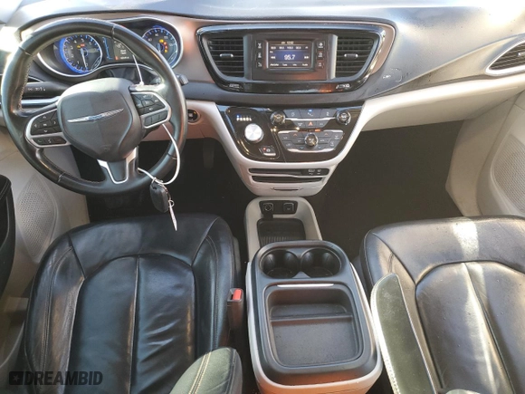 2017 Chrysler Pacifica Touring-L with VIN 2C4RC1BG9HR702303, listed as a Copart auction lot 82663374 with 182,648 mi miles and Salvage Title. Bid and sale history available at carsss.com. Image 8.