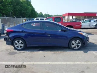 2013 Hyundai Elantra GLS с VIN 5NPDH4AE1DH239769, выставлен на аукционе IAAI как лот 42259765 с пробегом 167 046 миль миль и . История ставок и продаж доступна на DreamBid. Изображение 13.