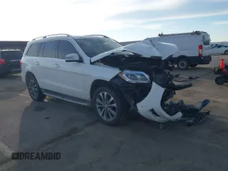 2014 Mercedes-Benz GL-Class GL 450 with VIN 4JGDF7CE6EA343571, listed as a IAAI auction lot 41649961 with 163,552 mi miles. Bid and sale history available at carsss.com. Image 1.