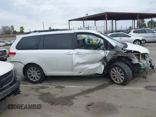 2014 Toyota Sienna Ltd with VIN 5TDDK3DC0ES090319, listed as a IAAI auction lot 41778096 with 171,953 mi miles. Bid and sale history available at carsss.com. Image 14.