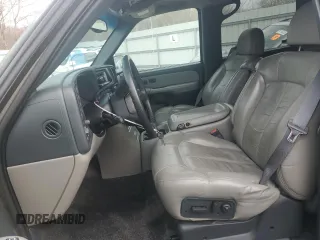 2002 Chevrolet Suburban LS with VIN 1GNFK16Z92J182978, listed as a Copart auction lot 47633055 with 102,157 mi miles and Clean Title. Bid and sale history available at carsss.com. Image 7.