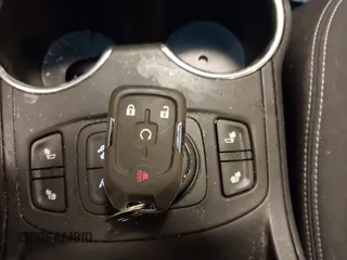 2023 GMC Terrain SLE z VIN 3GKALMEG2PL128721, wystawiony jako IAAI lot #42032073 z przebiegiem 38 880 mil mil oraz . Historia ofert i sprzedaży dostępna na DreamBid. Obrazek 11.