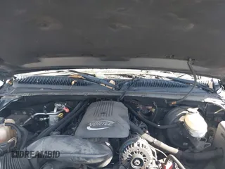 2005 Chevrolet Silverado 1500 LS z VIN 2GCEC13T051219853, wystawiony jako IAAI lot #41124114 z przebiegiem Nie podano mil oraz . Historia ofert i sprzedaży dostępna na DreamBid. Obrazek 10.