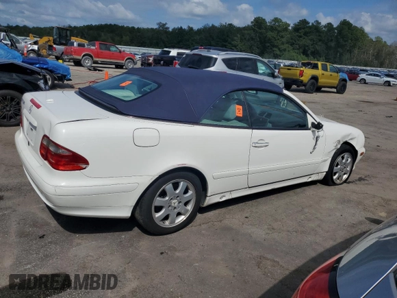 2002 Mercedes-Benz CLK 320/430 with VIN WDBLK65G52T127052, listed as a Copart auction lot 67317544 with 160,904 mi miles and Salvage Title. Bid and sale history available at DreamBid. Image 3.