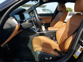 2023 BMW 4 Series 430i z VIN WBA63AV04PFN30895, wystawiony jako Copart lot #57514665 z przebiegiem 38 160 mil mil oraz Szkoda całkowita • Salvage title. Historia ofert i sprzedaży dostępna na DreamBid. Obrazek 7.