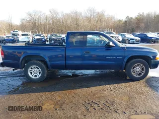 2002 Dodge Dakota Sport with VIN 1B7GL32X52S569340, listed as a IAAI auction lot 41541480 with 176,632 mi miles. Bid and sale history available at carsss.com. Image 13.