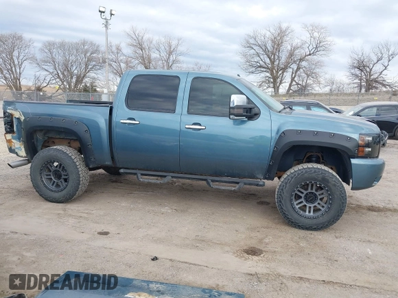 2011 Chevrolet Silverado 1500 LT with VIN 3GCPKSE31BG168056, listed as a IAAI auction lot 41877462 with 148,638 mi miles and . Bid and sale history available at DreamBid. Image 14.