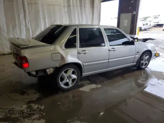 1998 Volvo S70 z VIN YV1LS567XW3526288, wystawiony jako Copart lot #72746124 z przebiegiem 177 510 mil mil oraz Szkody całkowita. Historia ofert i sprzedaży dostępna na DreamBid. Obrazek 3.