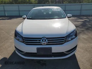 2015 Volkswagen Passat S with VIN 1VWAT7A30FC074164, listed as a Copart auction lot 65852795 with 84,384 mi miles and Salvage title. Bid and sale history available at DreamBid. Image 5.