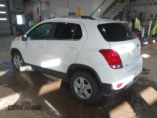 2020 Chevrolet Trax LT with VIN 3GNCJLSB2LL225514, listed as a IAAI auction lot 41579860 with 100,580 mi miles and . Bid and sale history available at DreamBid. Image 3.