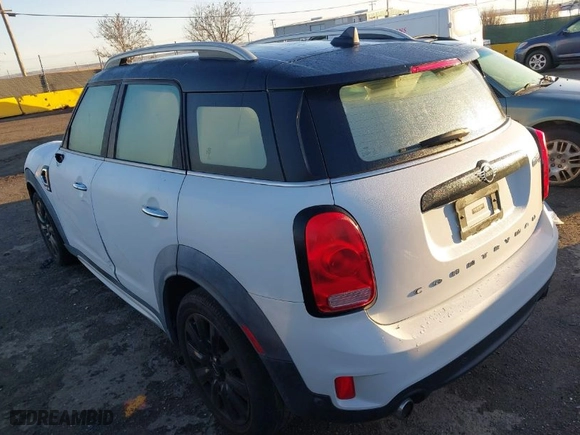2019 MINI Countryman Cooper S with VIN WMZYT3C5XK3E96965, listed as a IAAI auction lot 41493084 with NaN miles. Bid and sale history available at carsss.com. Image 3.