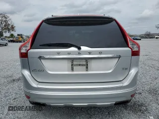 2015 Volvo XC60 T5 Drive-E Premier z VIN YV440MDB5F2563527, wystawiony jako Copart lot #46105675 z przebiegiem 85 891 mil mil oraz Szkoda całkowita • Salvage title. Historia ofert i sprzedaży dostępna na DreamBid. Obrazek 6.