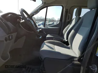 2016 Ford Transit XL z VIN 1FBZX2YM3GKA79379, wystawiony jako Copart lot #49106745 z przebiegiem 117 942 mil mil oraz Czysty tytuł • Clean title. Historia ofert i sprzedaży dostępna na DreamBid. Obrazek 7.