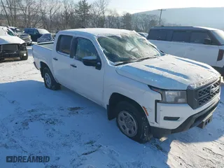 2024 Nissan Frontier PRO-4X with VIN 1N6ED1EK7RN667011, listed as a IAAI auction lot 41364641 with 3,773 mi miles. Bid and sale history available at carsss.com. Image 1.