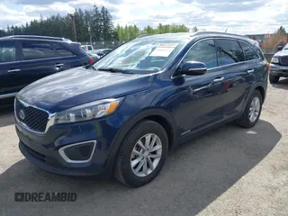 2017 Kia Sorento LX with VIN 5XYPGDA51HG335348, listed as a IAAI auction lot 42085131 with 191,601 mi miles and . Bid and sale history available at carsss.com. Image 17.