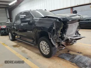 2021 Chevrolet Silverado 3500HD High Country with VIN 1GC4YVEY3MF232682, listed as a Copart auction lot 84531884 with 76,754 mi miles and Salvage Title. Bid and sale history available at DreamBid. Image 4.