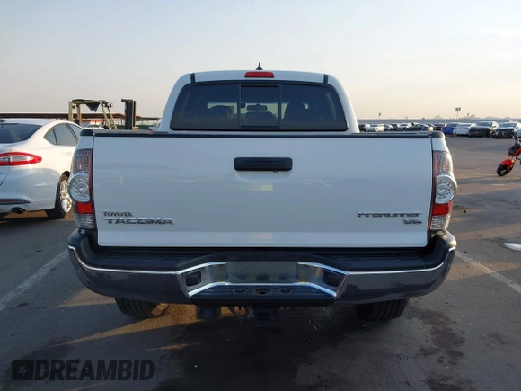 2014 Toyota Tacoma PreRunner with VIN 3TMJU4GN3EM160587, listed as a IAAI auction lot 42710985 with 200,867 mi miles and . Bid and sale history available at DreamBid. Image 16.