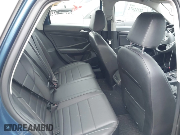 2021 Volkswagen Jetta SEL with VIN 3VWE57BUXMM102387, listed as a IAAI auction lot 42711974 with 44,793 mi miles and . Bid and sale history available at DreamBid. Image 8.