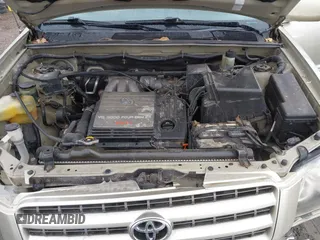 2003 Toyota Highlander z VIN JTEHF21A930120092, wystawiony jako IAAI lot #41857752 z przebiegiem 229 609 mil mil oraz . Historia ofert i sprzedaży dostępna na DreamBid. Obrazek 10.