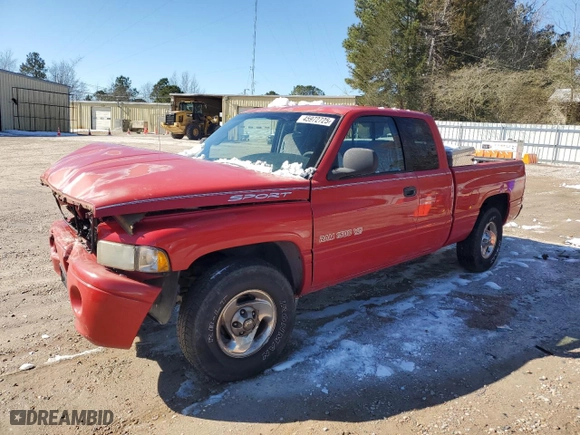 1999 Dodge Ram 1500 with VIN 3B7HC13Z0XG163344, listed as a Copart auction lot 45972725 with 140,899 mi miles and Salvage Title. Bid and sale history available at carsss.com. Image 1.
