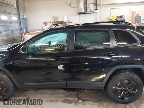 2019 Jeep Cherokee Latitude Plus with VIN 1C4PJMLX7KD283570, listed as a IAAI auction lot 41922700 with 106,829 mi miles and . Bid and sale history available at DreamBid. Image 15.