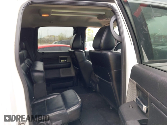 2005 Ford F-150 XLT with VIN 1FTPW14595FA87670, listed as a IAAI auction lot 42157009 with 291,713 mi miles. Bid and sale history available at carsss.com. Image 8.