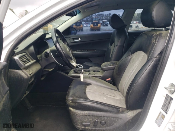 2019 Kia Optima EX with VIN 5XXGU4L19KG298967, listed as a Copart auction lot 48338505 with 115,668 mi miles and Salvage Title. Bid and sale history available at carsss.com. Image 7.