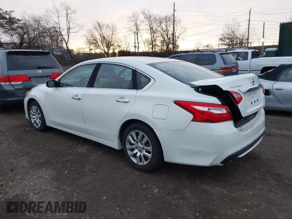2016 Nissan Altima SR with VIN 1N4AL3AP7GC236216, listed as a IAAI auction lot 41061809 with Not provided miles and . Bid and sale history available at DreamBid. Image 3.