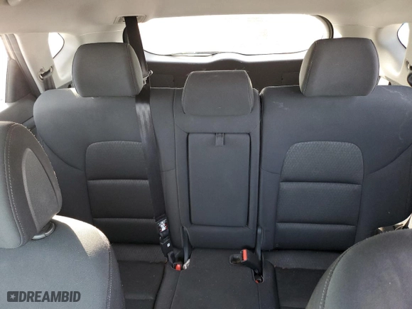 2016 Hyundai Tucson Sport with VIN KM8J33A21GU208870, listed as a Copart auction lot 49621545 with 165,955 mi miles and Clean Title. Bid and sale history available at carsss.com. Image 10.