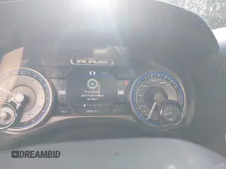 2019 Ram 1500 Limited z VIN 1C6SRFHT5KN896163, wystawiony jako IAAI lot #41101234 z przebiegiem 100 112 mil mil oraz . Historia ofert i sprzedaży dostępna na DreamBid. Obrazek 7.