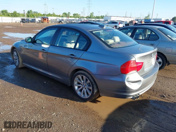 2011 BMW 3 Series 328i xDrive with VIN WBAPK5G57BNN30833, listed as a IAAI auction lot 42632292 with 157,153 mi miles and . Bid and sale history available at DreamBid. Image 3.