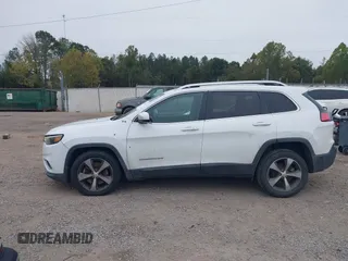 2019 Jeep Cherokee Limited z VIN 1C4PJLDB8KD195916, wystawiony jako IAAI lot #40787056 z przebiegiem 147 047 mil mil oraz . Historia ofert i sprzedaży dostępna na DreamBid. Obrazek 14.