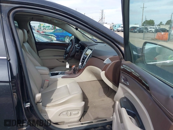 2013 Cadillac SRX Luxury Collection with VIN 3GYFNCE33DS617143, listed as a IAAI auction lot 41876084 with 102,512 mi miles. Bid and sale history available at carsss.com. Image 5.