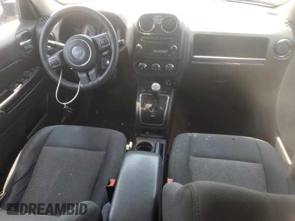 2014 Jeep Patriot Sport with VIN 1C4NJPBA4ED601316, listed as a Copart auction lot 60350415 with 215,212 mi miles and Clean title. Bid and sale history available at DreamBid. Image 8.